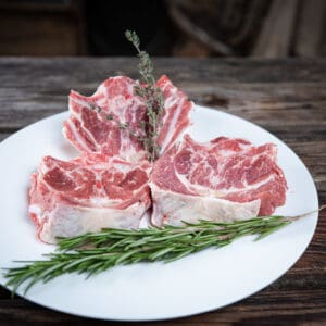 Lammkotelette vom Hals vom Bauernhof Shoafbauer