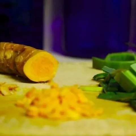 Gemüse Curcuma Nudeln- 650g