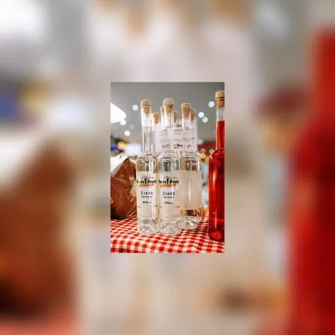 Zirben Schnaps