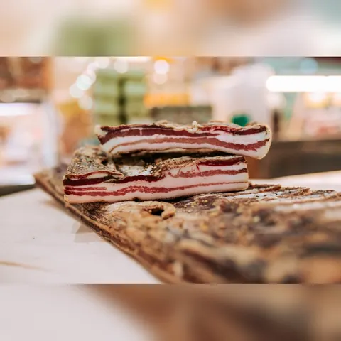 Kärntner Bauchspeck luftgetrocknet – verschiedene Größen – Originalproduktfoto